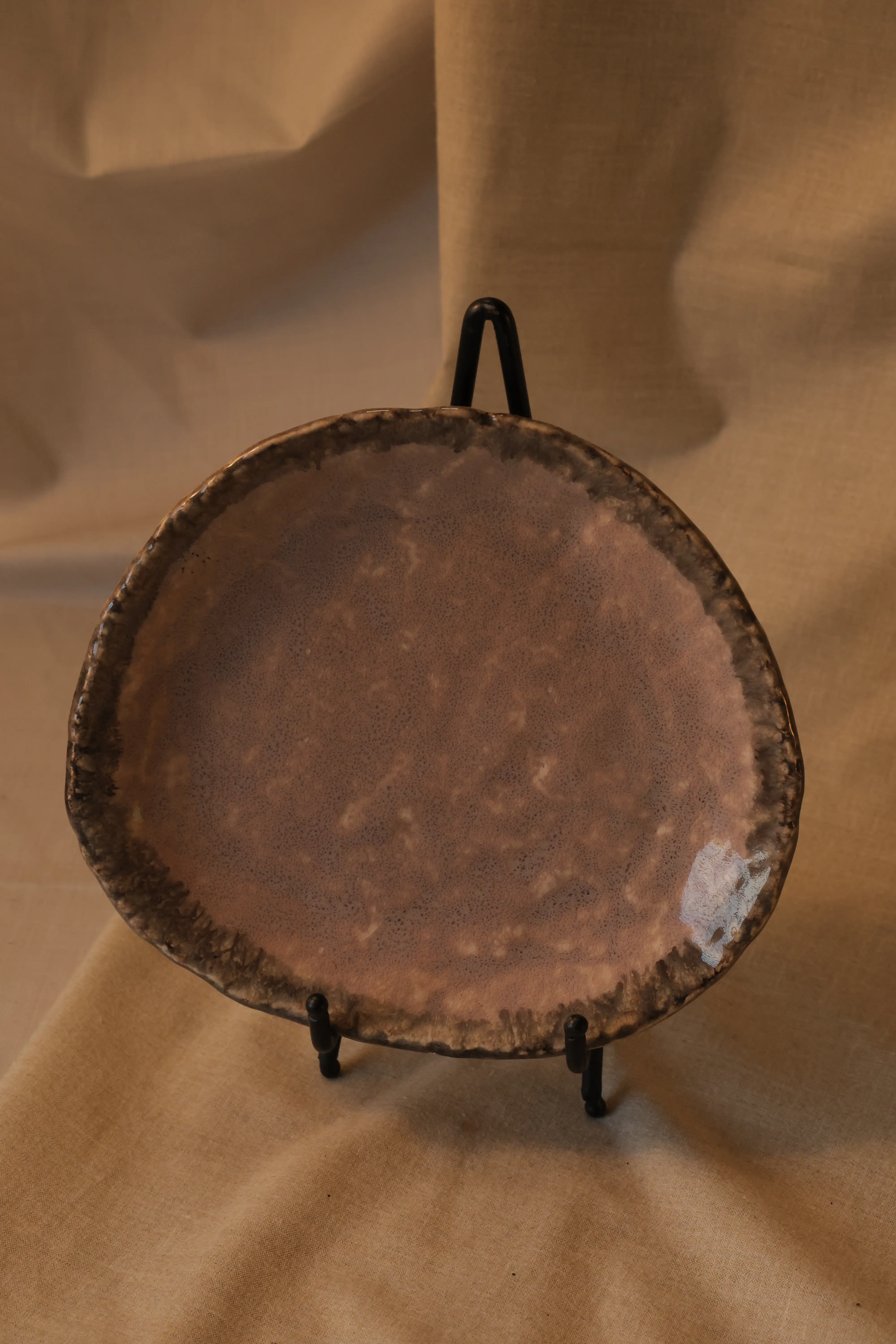 Round Hand Crafted ceramic Plates, For Home